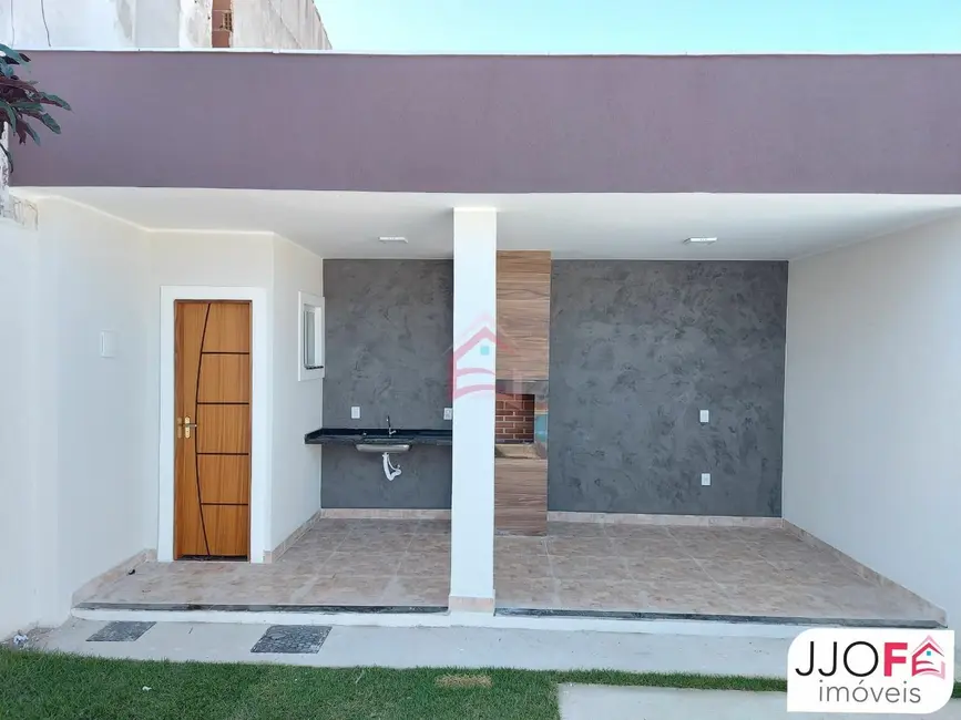 Foto 9 de Casa com 2 quartos à venda, 109m2 em Jardim Atlântico Central (Itaipuaçu), Marica - RJ