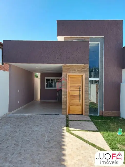 Foto 1 de Casa com 2 quartos à venda, 109m2 em Jardim Atlântico Central (Itaipuaçu), Marica - RJ