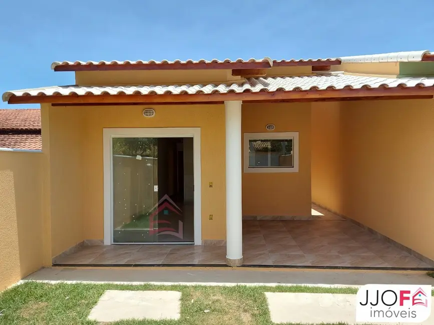 Foto 1 de Casa com 2 quartos à venda, 96m2 em Jardim Atlântico Central (Itaipuaçu), Marica - RJ