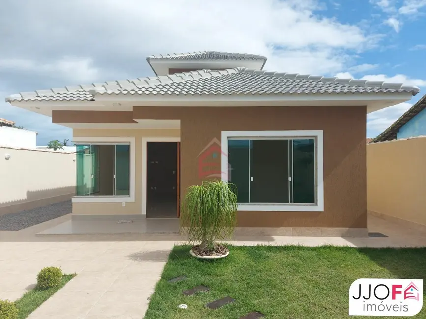 Foto 2 de Casa com 3 quartos à venda, 130m2 em Jardim Atlântico Leste (Itaipuaçu), Marica - RJ