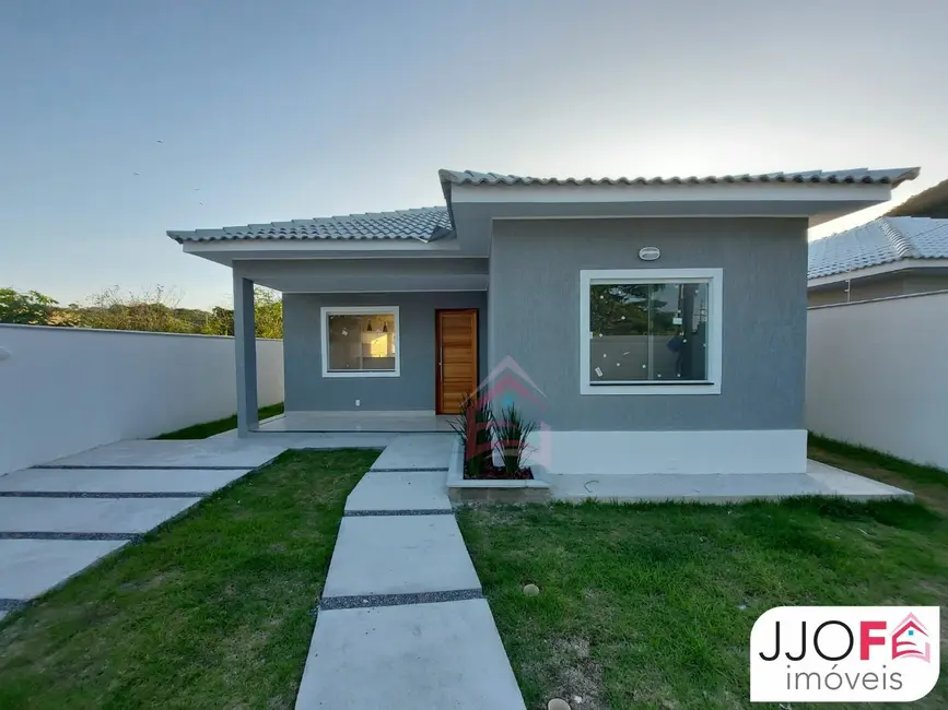 Foto 2 de Casa com 3 quartos à venda, 100m2 em Jardim Atlântico Central (Itaipuaçu), Marica - RJ