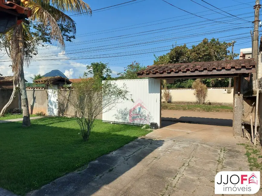 Foto 3 de Casa com 3 quartos à venda, 218m2 em Barroco (Itaipuaçu), Marica - RJ