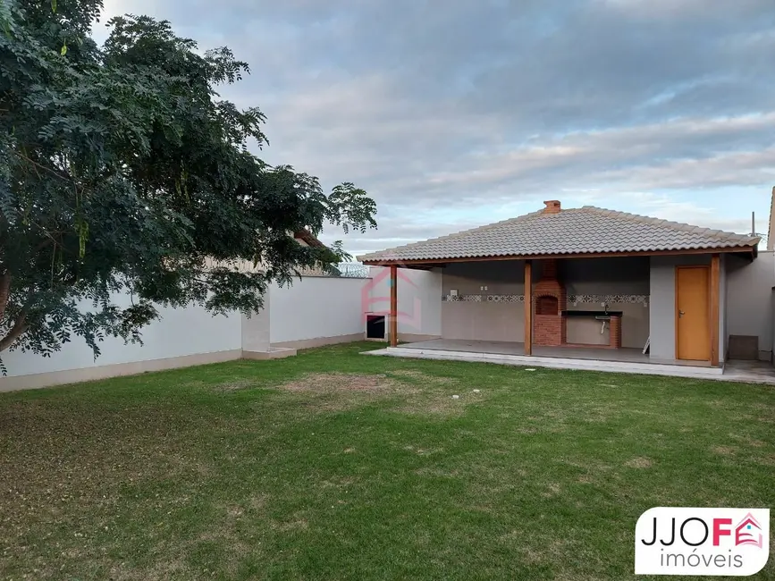 Foto 6 de Casa com 3 quartos à venda, 140m2 em Marica - RJ