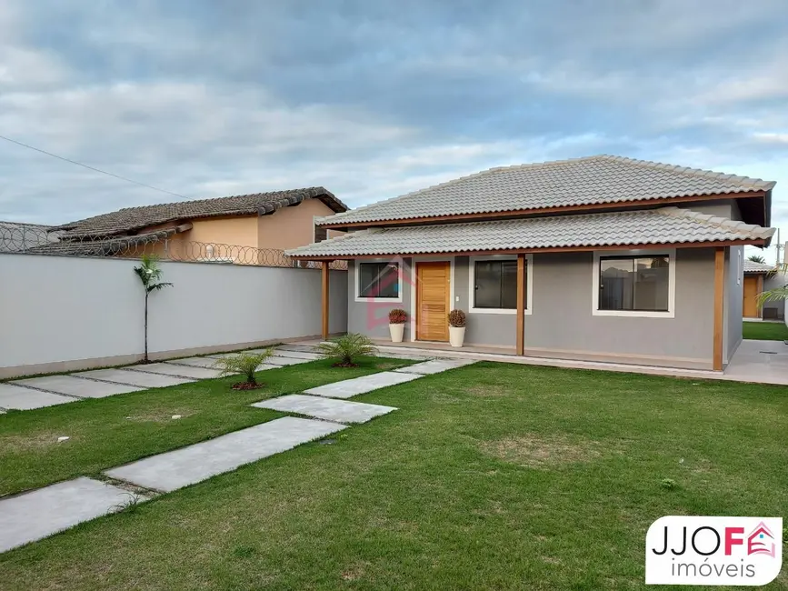 Foto 2 de Casa com 3 quartos à venda, 140m2 em Marica - RJ