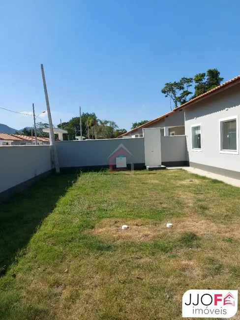 Foto 2 de Casa de Condomínio com 2 quartos à venda, 70m2 em Chácaras de Inoã (Inoã), Marica - RJ