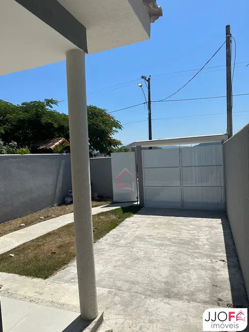 Foto 4 de Casa com 2 quartos à venda, 80m2 em Jardim Atlântico Leste (Itaipuaçu), Marica - RJ