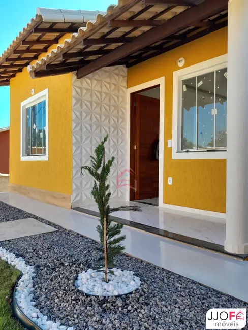 Foto 3 de Casa com 2 quartos à venda, 64m2 em Jacaroá, Marica - RJ