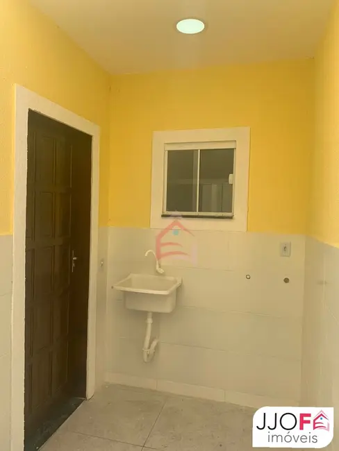 Foto 6 de Casa com 2 quartos à venda, 80m2 em Jardim Atlântico Leste (Itaipuaçu), Marica - RJ