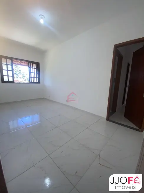 Foto 1 de Apartamento com 2 quartos para alugar, 61m2 em Jardim Atlântico Central (Itaipuaçu), Marica - RJ