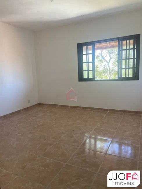 Apartamento com 2 quartos para alugar, 64m2 em Jardim Atlântico Central (Itaipuaçu), Marica - RJ - imagem 5 Foto 5 de Apartamento com 2 quartos para alugar, 64m2 em Jardim Atlântico Central (Itaipuaçu), Marica - RJ