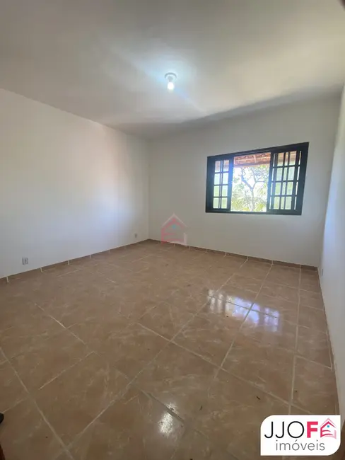 Apartamento com 2 quartos para alugar, 64m2 em Jardim Atlântico Central (Itaipuaçu), Marica - RJ - imagem 8 Foto 8 de Apartamento com 2 quartos para alugar, 64m2 em Jardim Atlântico Central (Itaipuaçu), Marica - RJ
