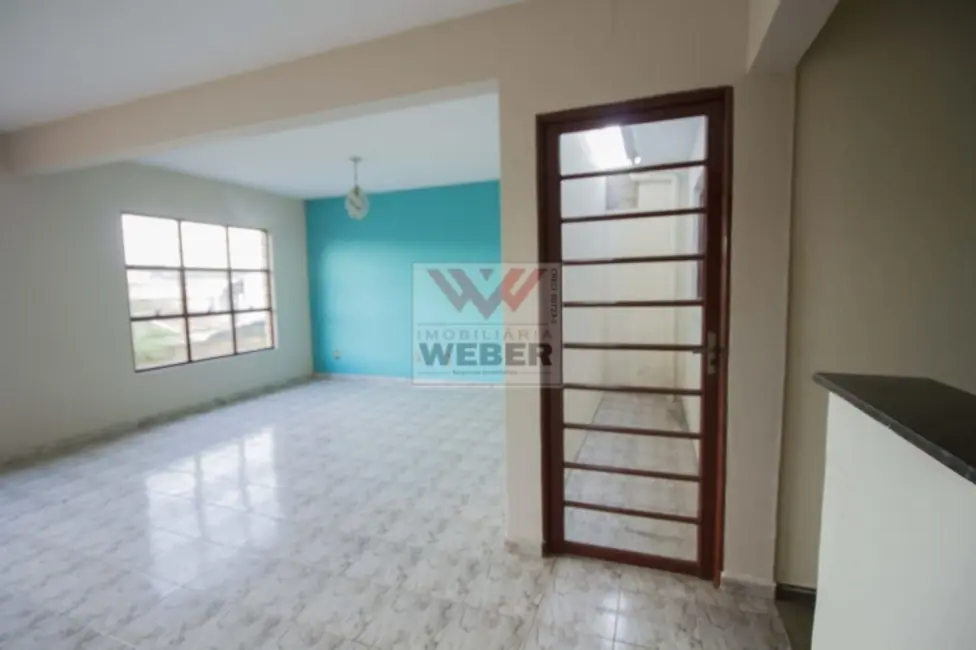 Foto 3 de Casa com 2 quartos à venda, 330m2 em Parque Manchester, Sorocaba - SP