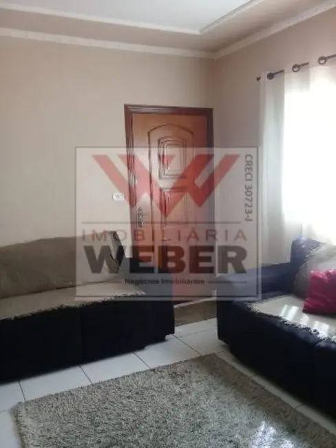 Casa com 3 quartos à venda, 210m2 em Jardim Santa Cecília, Sorocaba - SP - imagem 3 Foto 3 de Casa com 3 quartos à venda, 210m2 em Jardim Santa Cecília, Sorocaba - SP