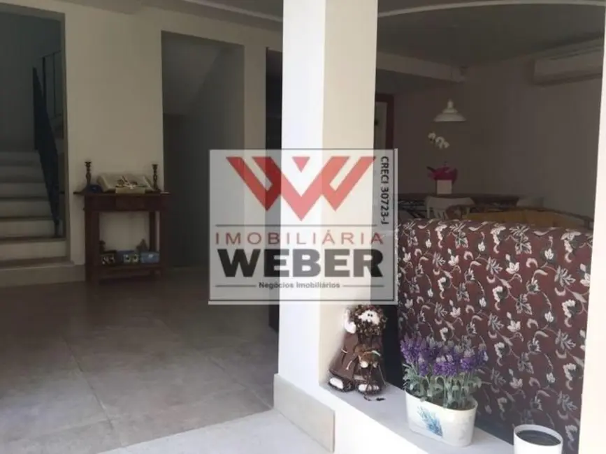 Sobrado com 4 quartos à venda, 320m2 em Jardim Faculdade, Sorocaba - SP - imagem 4 Foto 4 de Sobrado com 4 quartos à venda, 320m2 em Jardim Faculdade, Sorocaba - SP