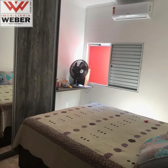 Casa com 2 quartos à venda, 97m2 em Jardim Residencial Deolinda Guerra, Sorocaba - SP - imagem 9 Foto 9 de Casa com 2 quartos à venda, 97m2 em Jardim Residencial Deolinda Guerra, Sorocaba - SP