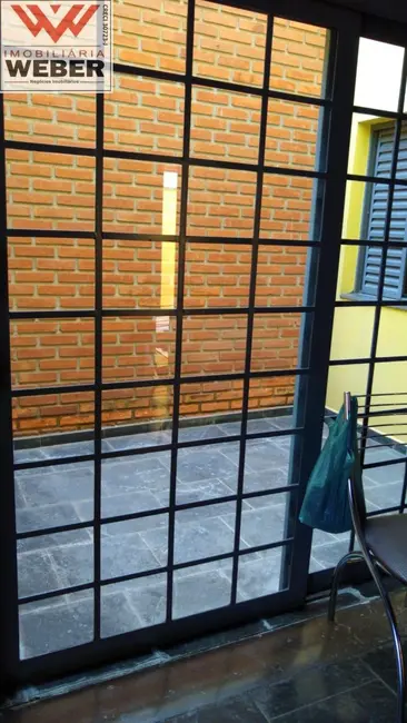 Sobrado com 3 quartos à venda, 250m2 em Jardim Siriema, Sorocaba - SP - imagem 3 Foto 3 de Sobrado com 3 quartos à venda, 250m2 em Jardim Siriema, Sorocaba - SP