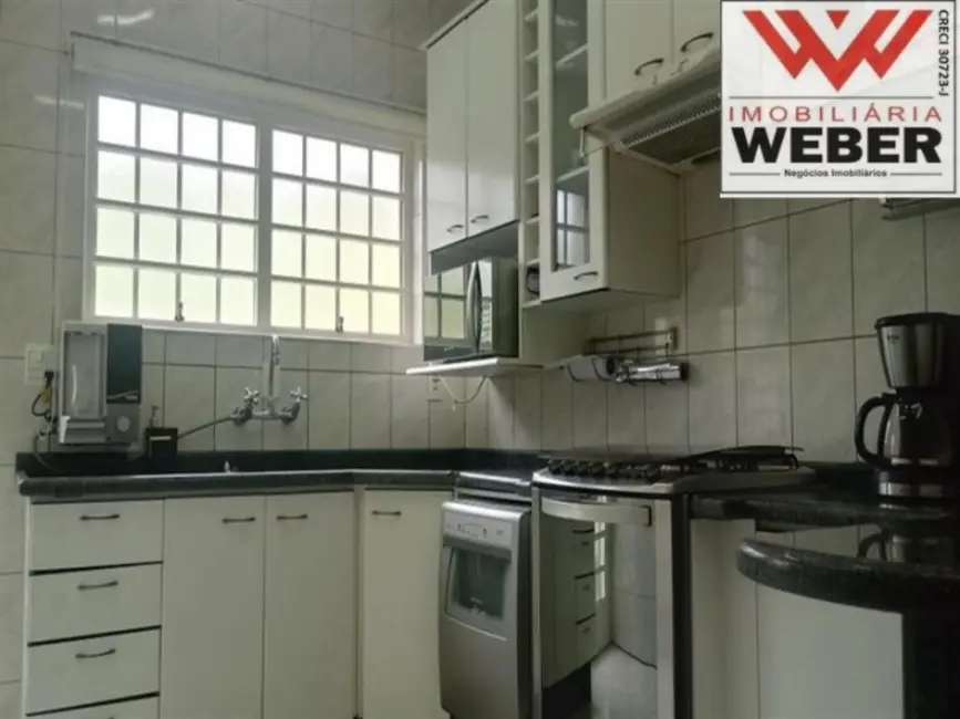 Sobrado com 3 quartos à venda, 280m2 em Jardim Simus, Sorocaba - SP - imagem 4 Foto 4 de Sobrado com 3 quartos à venda, 280m2 em Jardim Simus, Sorocaba - SP