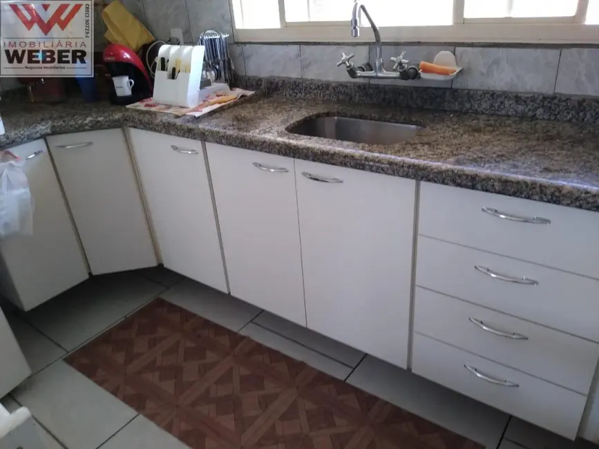 Casa com 3 quartos à venda, 200m2 em Jardim Simus, Sorocaba - SP - imagem 6 Foto 6 de Casa com 3 quartos à venda, 200m2 em Jardim Simus, Sorocaba - SP