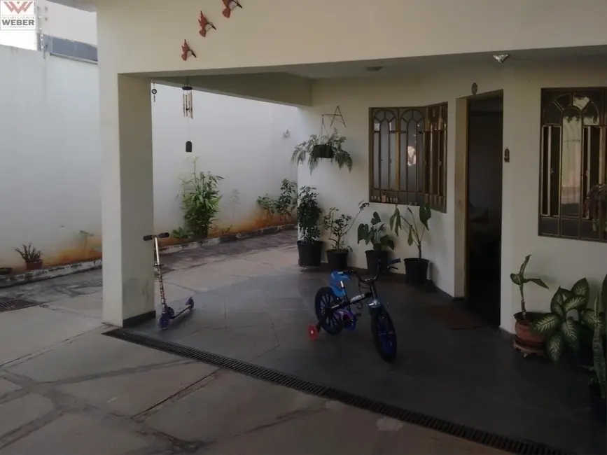Casa com 3 quartos à venda, 270m2 em Jardim Simus, Sorocaba - SP - imagem 8 Foto 8 de Casa com 3 quartos à venda, 270m2 em Jardim Simus, Sorocaba - SP