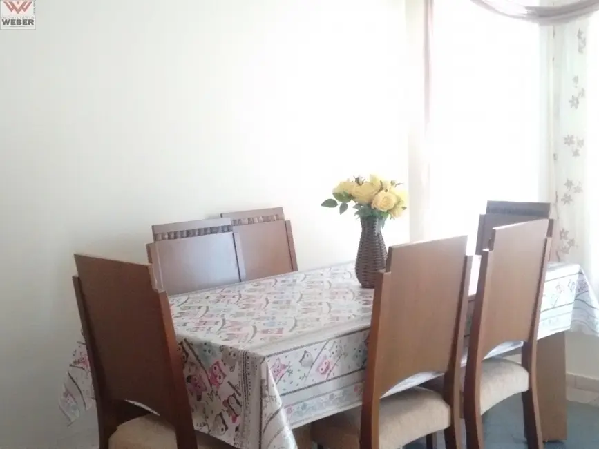 Casa com 3 quartos à venda, 270m2 em Jardim Simus, Sorocaba - SP - imagem 3 Foto 3 de Casa com 3 quartos à venda, 270m2 em Jardim Simus, Sorocaba - SP