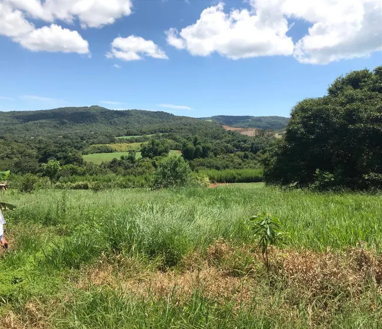 Foto 2 de Terreno / Lote à venda em Aracoiaba Da Serra - SP