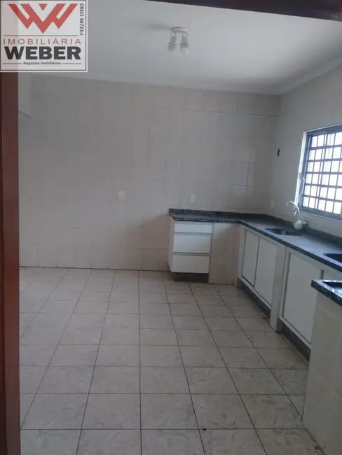 Casa com 4 quartos à venda, 480m2 em Vila Nova Sorocaba, Sorocaba - SP - imagem 4 Foto 4 de Casa com 4 quartos à venda, 480m2 em Vila Nova Sorocaba, Sorocaba - SP