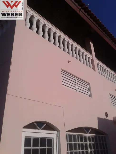 Casa com 3 quartos à venda, 250m2 em Wanel Ville, Sorocaba - SP - imagem 9 Foto 9 de Casa com 3 quartos à venda, 250m2 em Wanel Ville, Sorocaba - SP