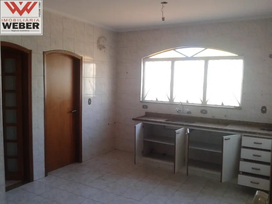 Casa com 3 quartos à venda, 250m2 em Wanel Ville, Sorocaba - SP - imagem 5 Foto 5 de Casa com 3 quartos à venda, 250m2 em Wanel Ville, Sorocaba - SP