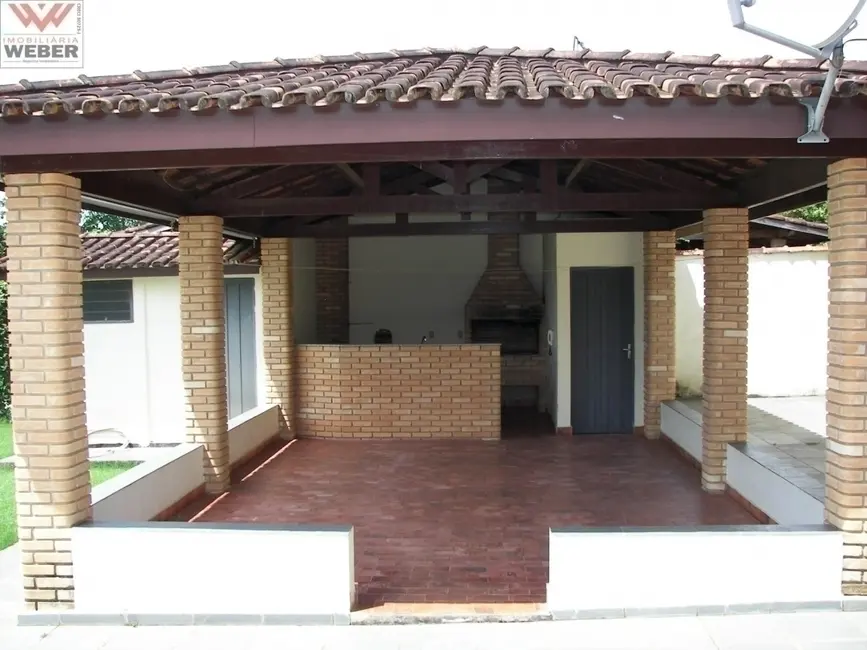 Foto 4 de Casa com 3 quartos à venda, 1253m2 em Aracoiaba Da Serra - SP