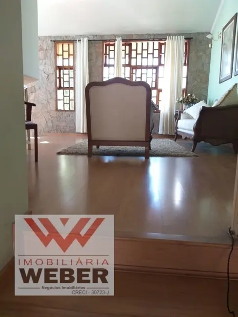 Casa com 3 quartos à venda, 300m2 em Jardim Maria do Carmo, Sorocaba - SP - imagem 9 Foto 9 de Casa com 3 quartos à venda, 300m2 em Jardim Maria do Carmo, Sorocaba - SP