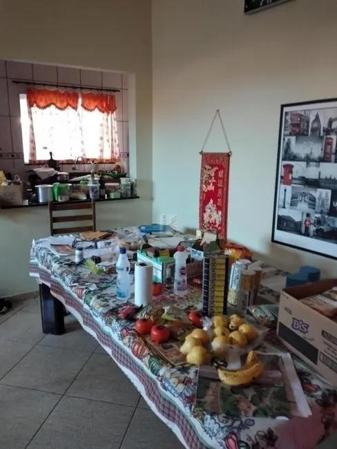 Casa com 2 quartos à venda, 169m2 em Jardim Wanel Ville V, Sorocaba - SP - imagem 2 Foto 2 de Casa com 2 quartos à venda, 169m2 em Jardim Wanel Ville V, Sorocaba - SP