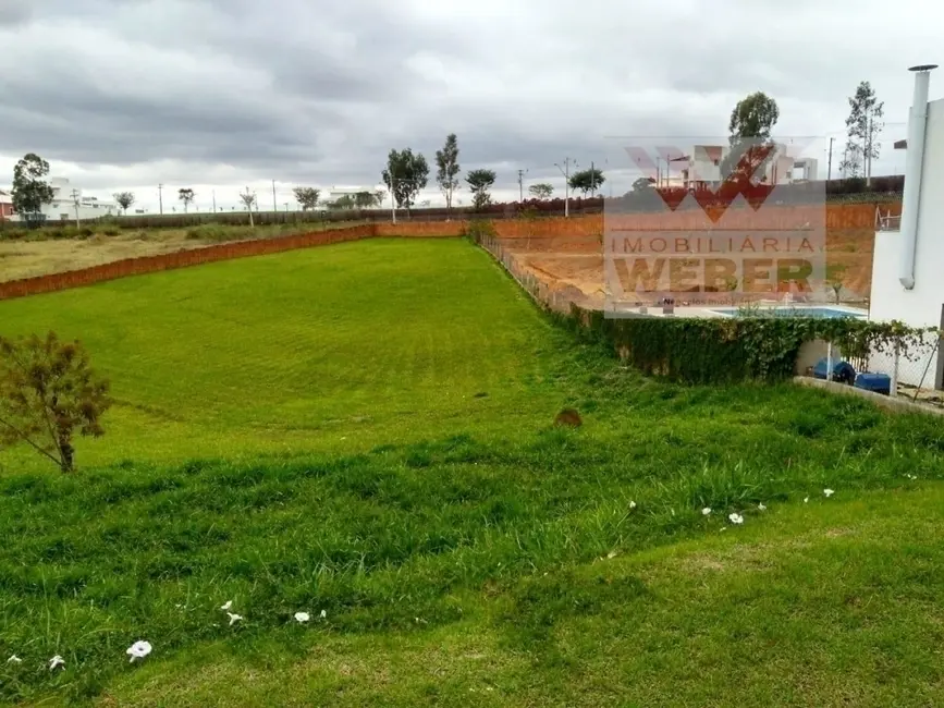 Foto 1 de Terreno / Lote à venda, 3046m2 em Aracoiaba Da Serra - SP