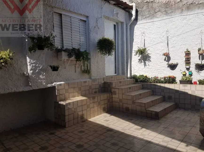 Casa com 2 quartos à venda, 108m2 em Vila Leão, Sorocaba - SP - imagem 3 Foto 3 de Casa com 2 quartos à venda, 108m2 em Vila Leão, Sorocaba - SP