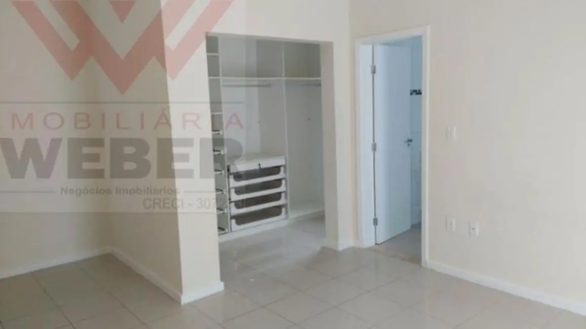 Foto 2 de Casa com 4 quartos à venda e para alugar, 300m2 em Itapeva, Votorantim - SP