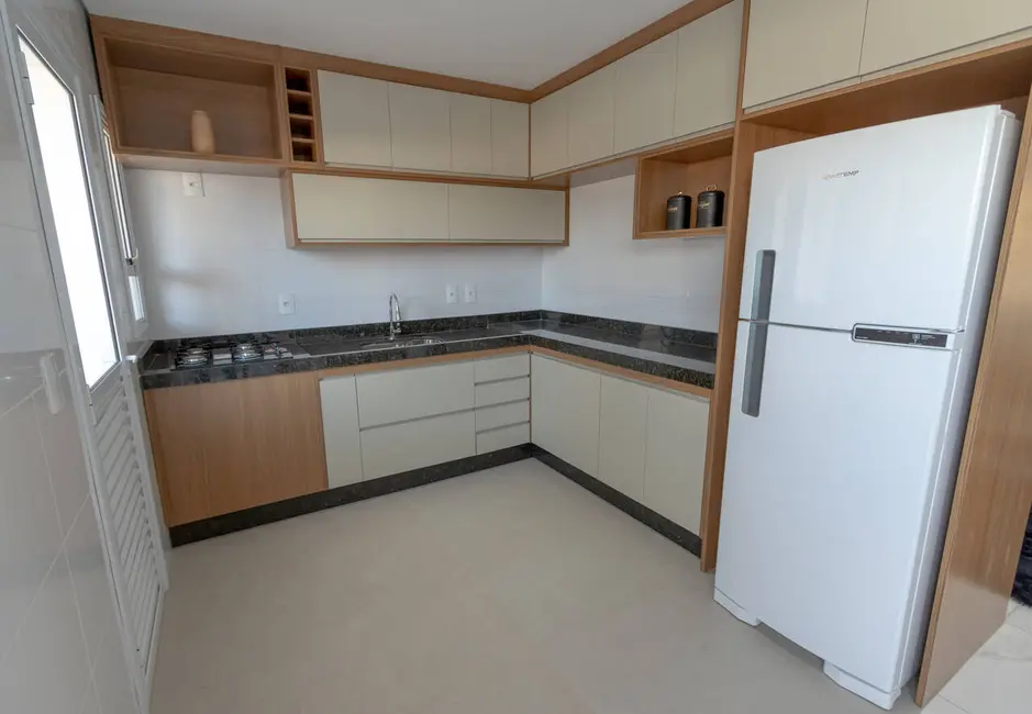 Sobrado com 3 quartos à venda, 118m2 em Jardim Simus, Sorocaba - SP - imagem 4 Foto 4 de Sobrado com 3 quartos à venda, 118m2 em Jardim Simus, Sorocaba - SP
