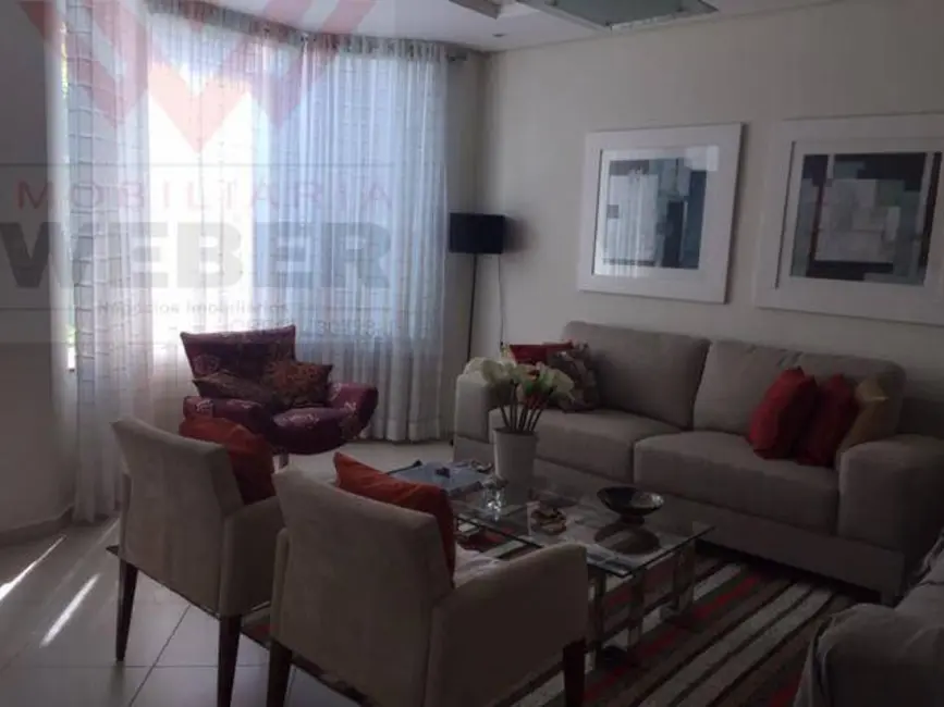 Casa com 3 quartos à venda, 250m2 em Além Ponte, Sorocaba - SP - imagem 3 Foto 3 de Casa com 3 quartos à venda, 250m2 em Além Ponte, Sorocaba - SP