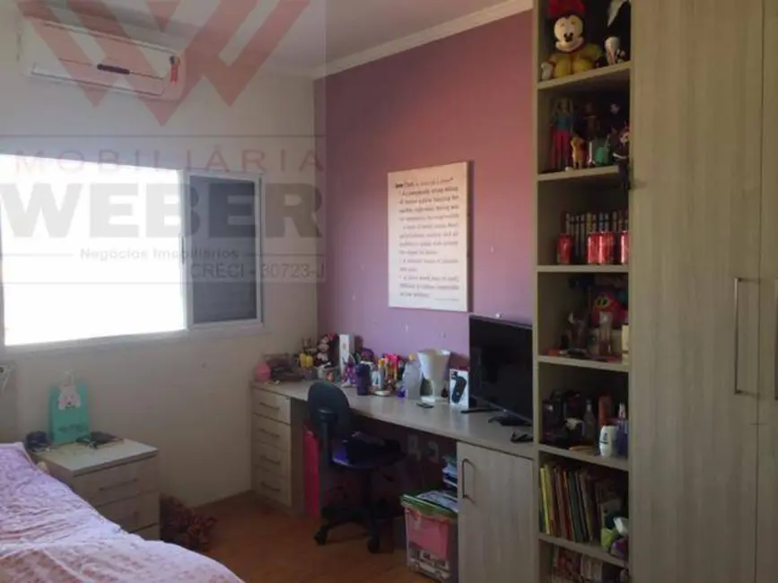 Casa com 3 quartos à venda, 250m2 em Além Ponte, Sorocaba - SP - imagem 8 Foto 8 de Casa com 3 quartos à venda, 250m2 em Além Ponte, Sorocaba - SP