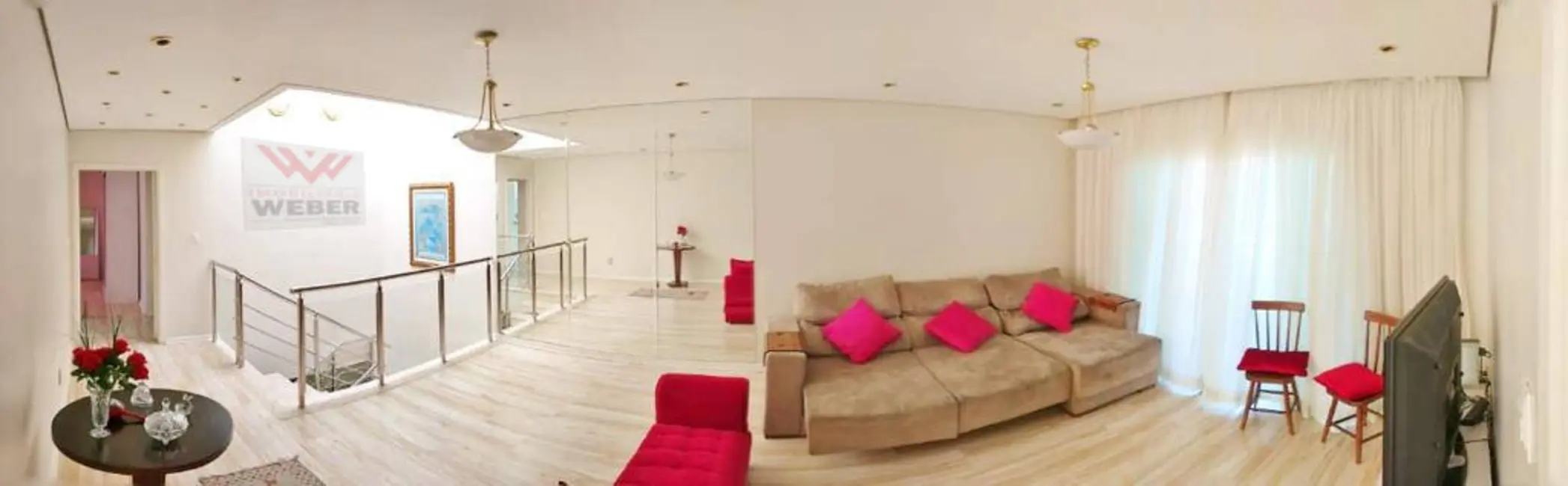 Casa com 4 quartos à venda em Jardim Astro, Sorocaba - SP - imagem 1 Foto 1 de Casa com 4 quartos à venda em Jardim Astro, Sorocaba - SP