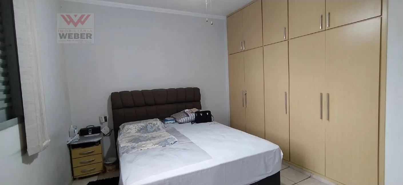 Casa com 3 quartos à venda, 560m2 em Vila Assis, Sorocaba - SP - imagem 8 Foto 8 de Casa com 3 quartos à venda, 560m2 em Vila Assis, Sorocaba - SP