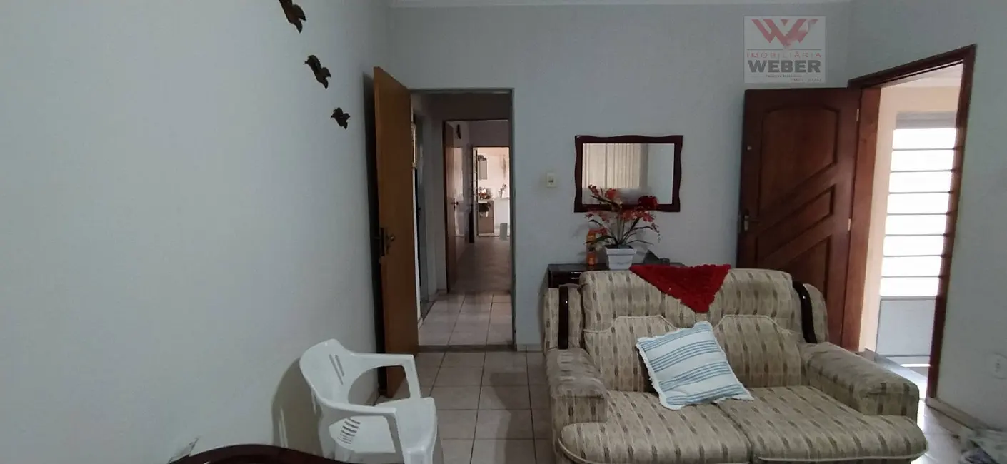 Casa com 3 quartos à venda, 560m2 em Vila Assis, Sorocaba - SP - imagem 3 Foto 3 de Casa com 3 quartos à venda, 560m2 em Vila Assis, Sorocaba - SP