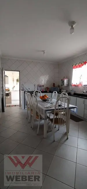 Casa com 3 quartos à venda, 560m2 em Vila Assis, Sorocaba - SP - imagem 5 Foto 5 de Casa com 3 quartos à venda, 560m2 em Vila Assis, Sorocaba - SP