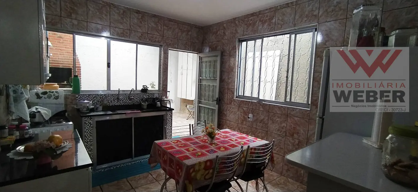 Casa com 3 quartos à venda, 150m2 em Jardim Guarujá, Sorocaba - SP - imagem 8 Foto 8 de Casa com 3 quartos à venda, 150m2 em Jardim Guarujá, Sorocaba - SP