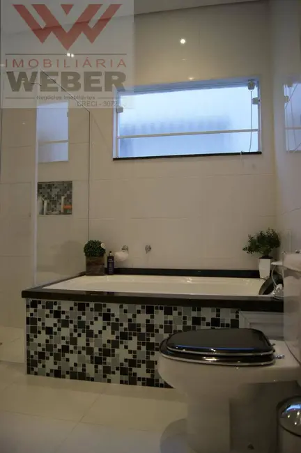 Foto 5 de Casa de Condomínio com 3 quartos à venda, 384m2 em Vossoroca, Votorantim - SP