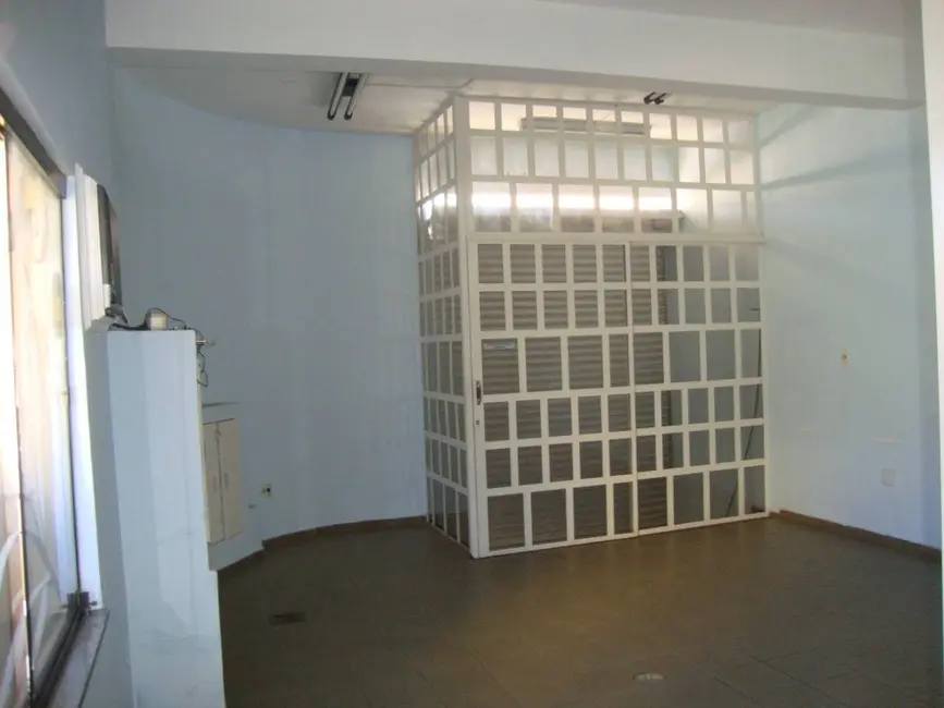 Foto 2 de Sala Comercial para alugar, 700m2 em Centro, Sorocaba - SP