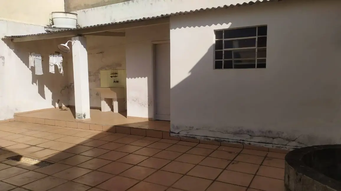 Foto 2 de Casa com 3 quartos à venda, 155m2 em Vila Jardini, Sorocaba - SP