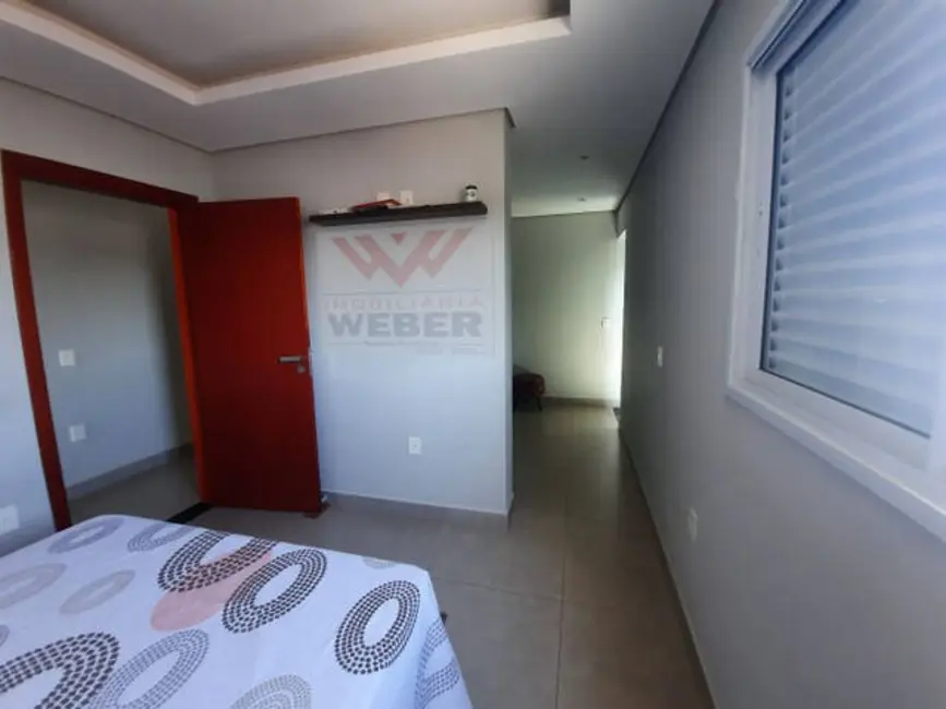 Casa com 3 quartos à venda em Vila Mineirão, Sorocaba - SP - imagem 4 Foto 4 de Casa com 3 quartos à venda em Vila Mineirão, Sorocaba - SP