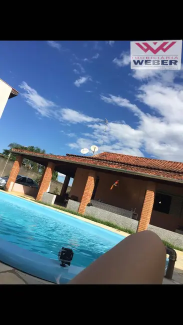 Foto 1 de Chácara com 2 quartos à venda, 800m2 em Aracoiaba Da Serra - SP