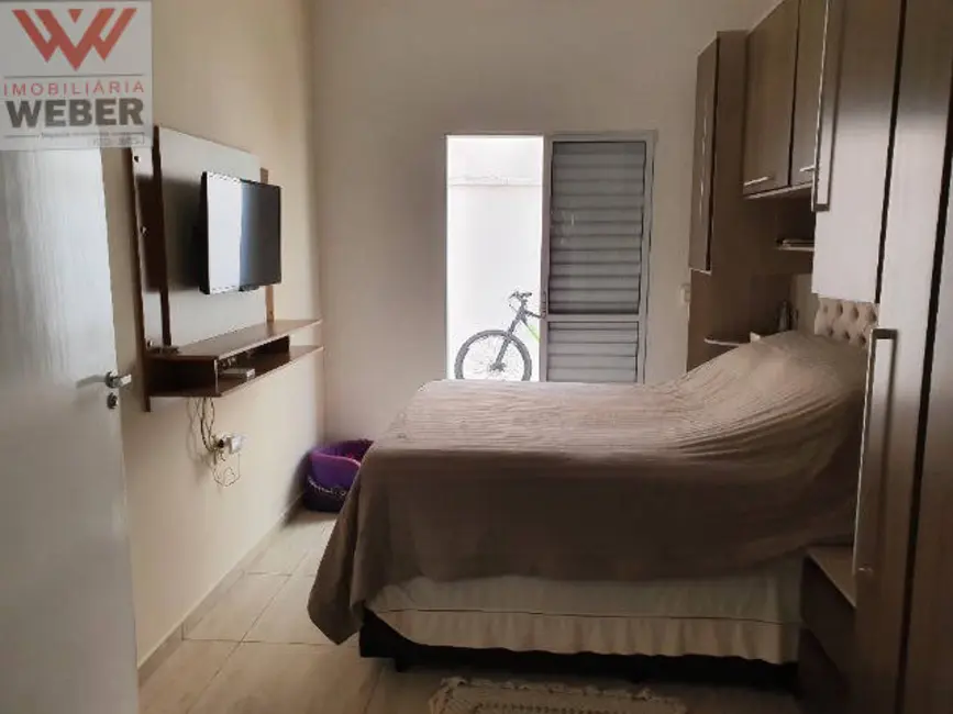 Casa de Condomínio com 3 quartos à venda, 157m2 em Horto Florestal, Sorocaba - SP - imagem 3 Foto 3 de Casa de Condomínio com 3 quartos à venda, 157m2 em Horto Florestal, Sorocaba - SP