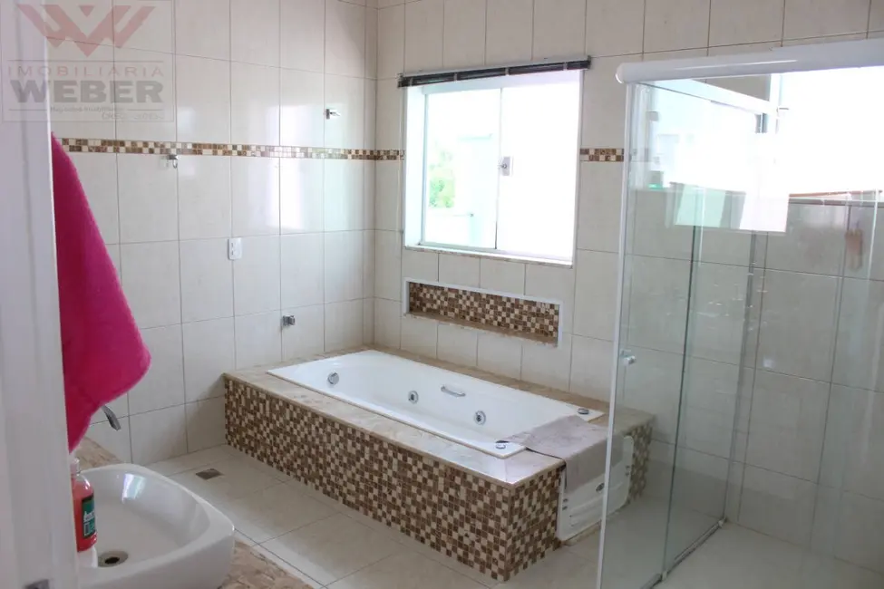 Casa de Condomínio com 3 quartos à venda, 200m2 em Wanel Ville, Sorocaba - SP - imagem 8 Foto 8 de Casa de Condomínio com 3 quartos à venda, 200m2 em Wanel Ville, Sorocaba - SP