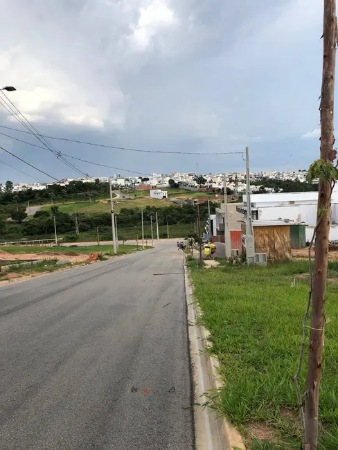 Terreno / Lote à venda, 200m2 em Wanel Ville, Sorocaba - SP - imagem 3 Foto 3 de Terreno / Lote à venda, 200m2 em Wanel Ville, Sorocaba - SP